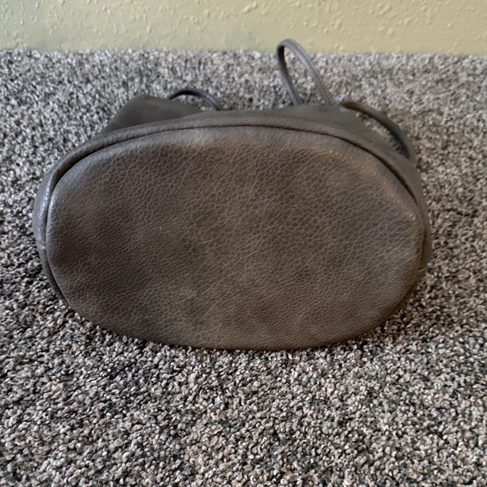 Lucky Brand Taupe Leather Shoulder Bag - Picture 3 of 6